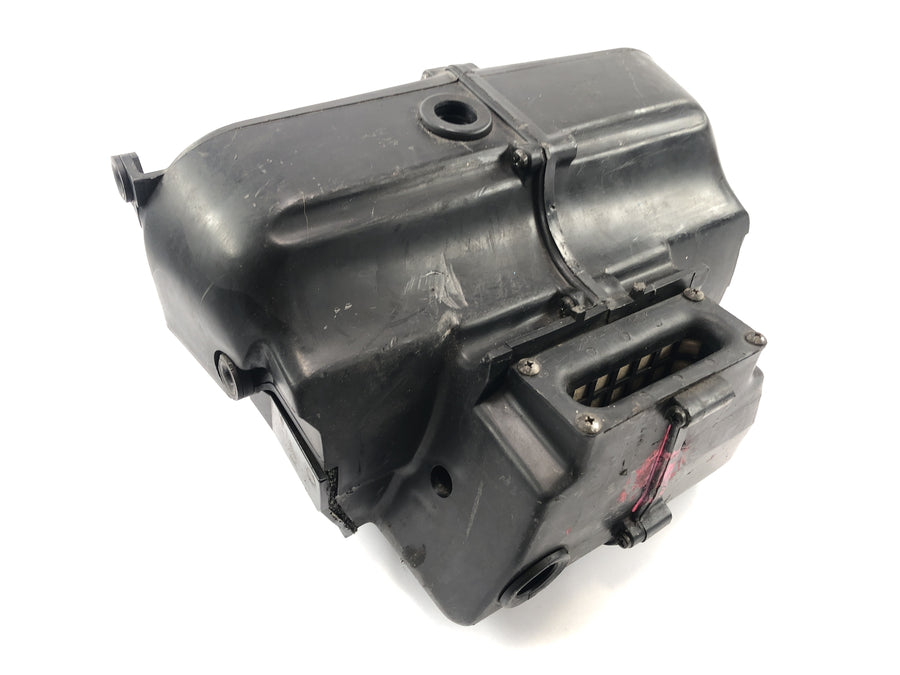 Kawasaki GPZ 1100 ZXT10E [1997] - Air filter box air filter housing