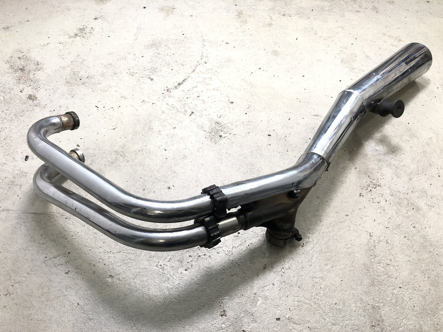 Honda CBX 650 E RC13 [1983] - exhaust muffler on the left
