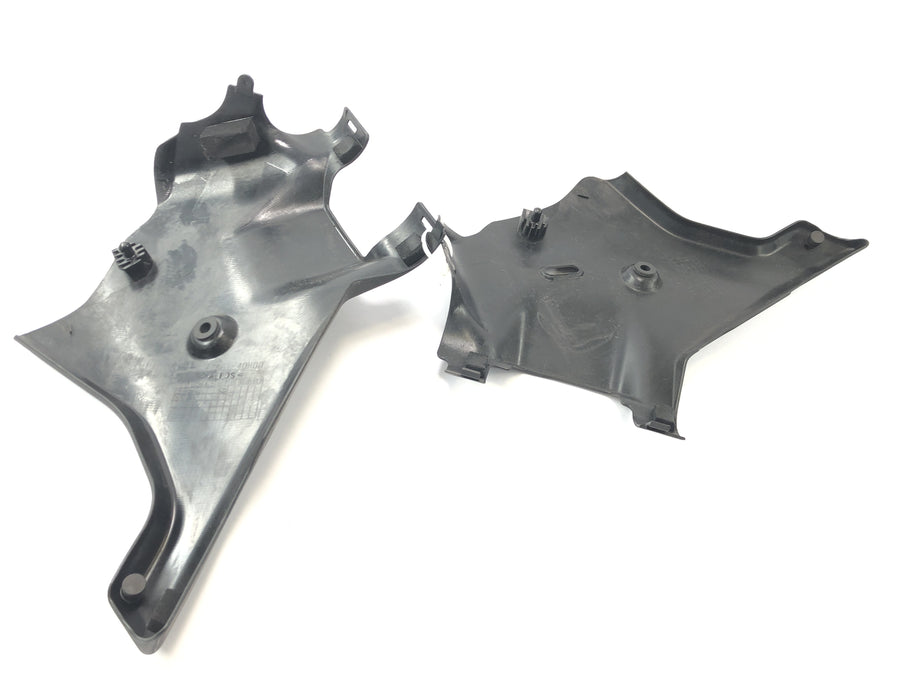 Suzuki VZ 1500 WVCU [2011] - steering head cover left and right