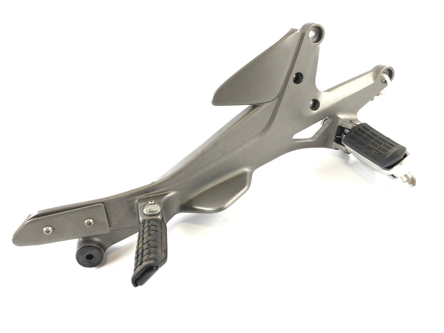 Honda CBF 1000 A SC58 [2006] - footrest plate on the right