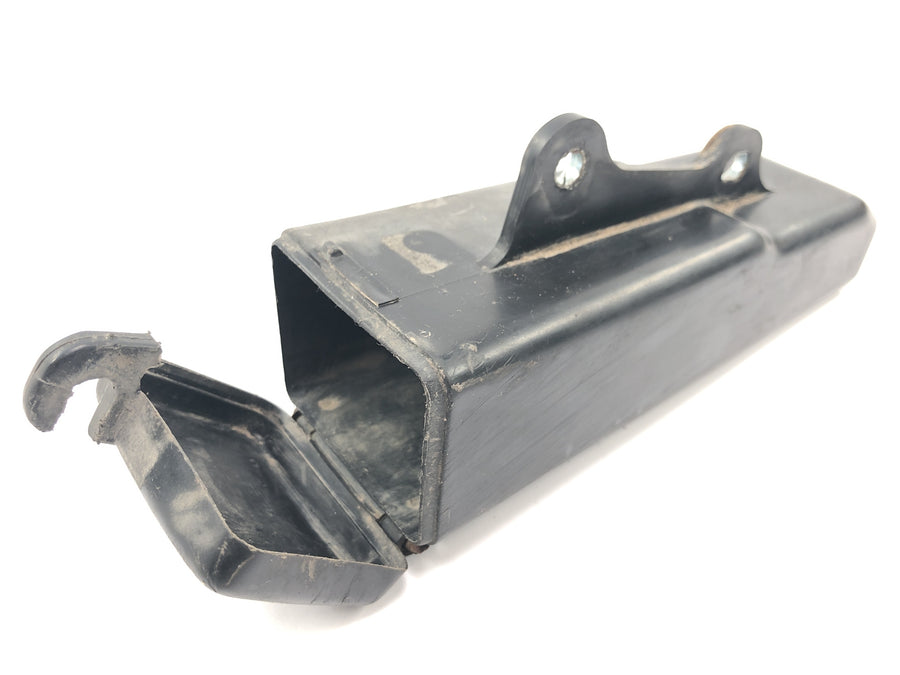 Honda XL 600 RM PD03 [1985] - Tool box tool compartment tool box