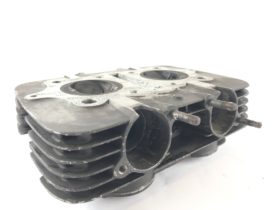 Yamaha XS 400 2A2 [1982] - Cylinder head without cover