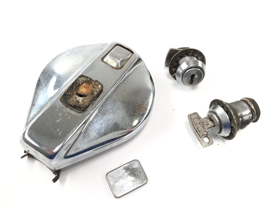 Moto Guzzi California III VY Integrale [1990] - Tank cap storage compartment lock set