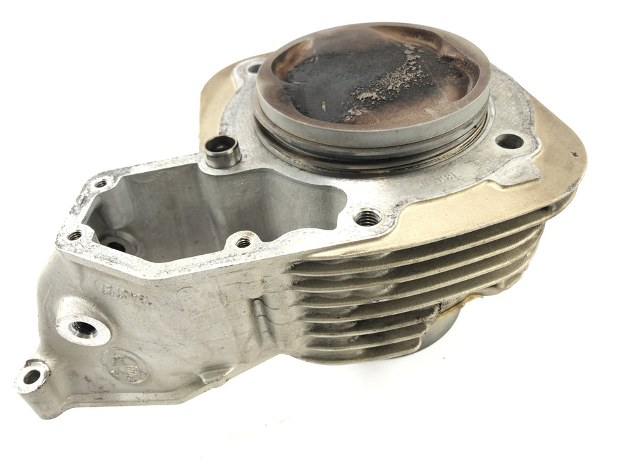 BMW R 1100 RT 259 [1997] - cylinder with pistons on the left