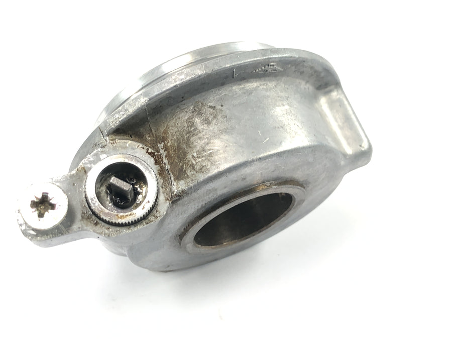 Triumph Daytona 900 T300D [1996] - Speedometer shaft drive Speedometer drive front wheel