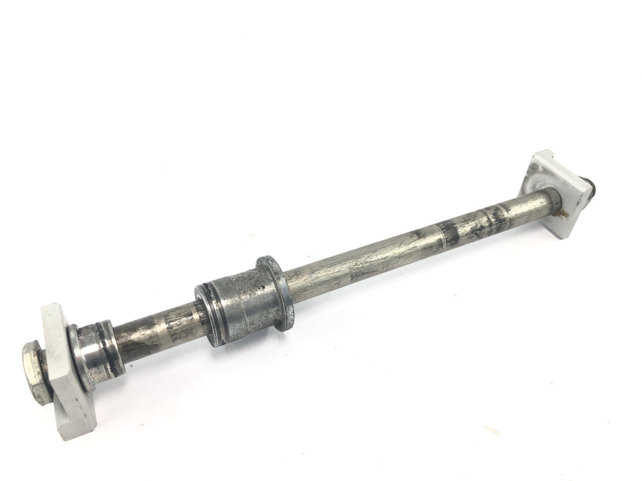 Yamaha MT 03 RM02 [2007] - Rear wheel axle axle rear wheel axle bolt screw