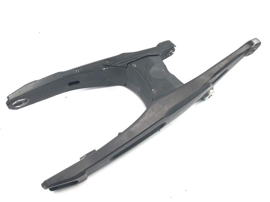 Yamaha MT 03 RM02 [2007] - Swing arm rear wheel swing arm rear wheel guide