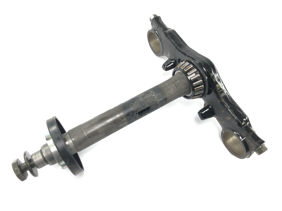 Suzuki RG 250 Gamma GJ21D [1987] - lower fork bridge, steering head lower part fork yoke