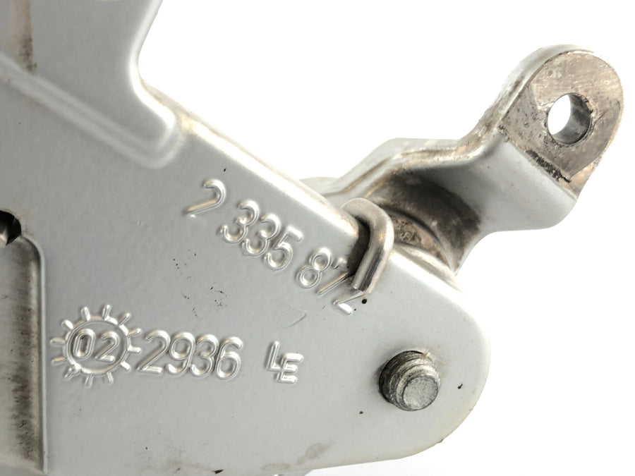 BMW R 1150 R R21 [2002] - Right footrest with brake pedal