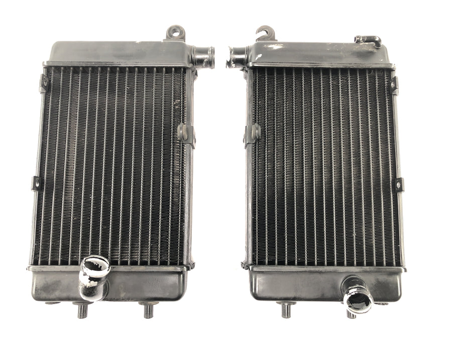 Aprilia SL 1000 Falco Pa [2000] - cooler on the left right motor cooler