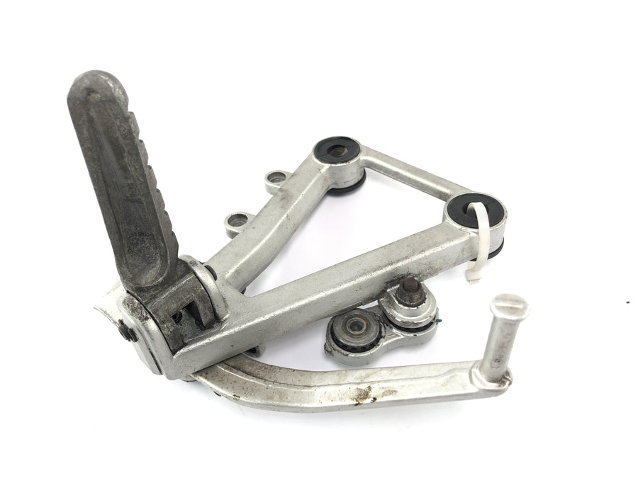 Cagiva MITO 125 EVO 8P [2000] - Driver's footrest roast footrest bracket on the right with brake pedal