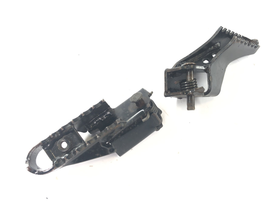 Honda NX 650 RD08 [1995] - Footrest drivers Freebret footrests at the back