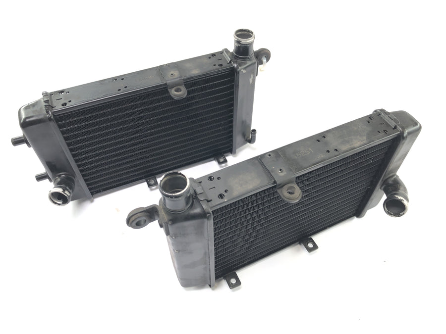 Aprilia SL 1000 Falco Pa [2000] - cooler on the left right motor cooler