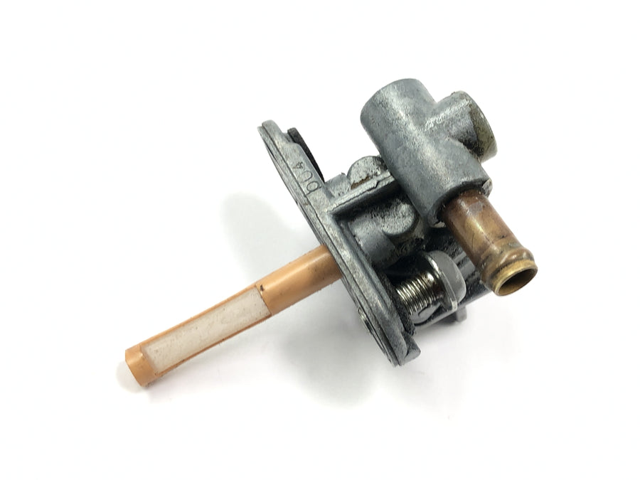 Yamaha YZF R1 RN04 [2001] - Fuel tap fuel tap
