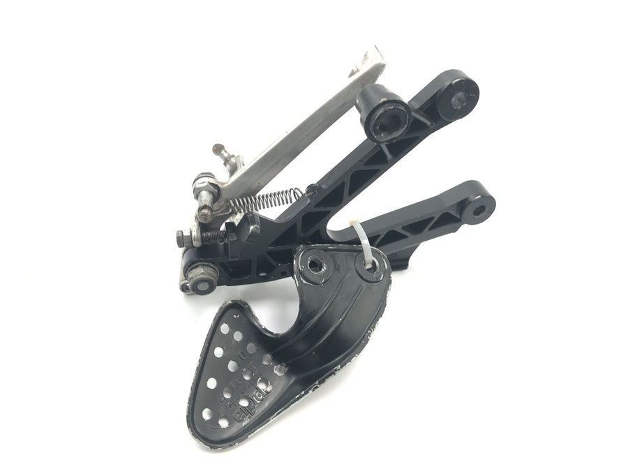 Aprilia RS 125 Extrema [1994] - Footrest system, driver's right footrest with brake pedal