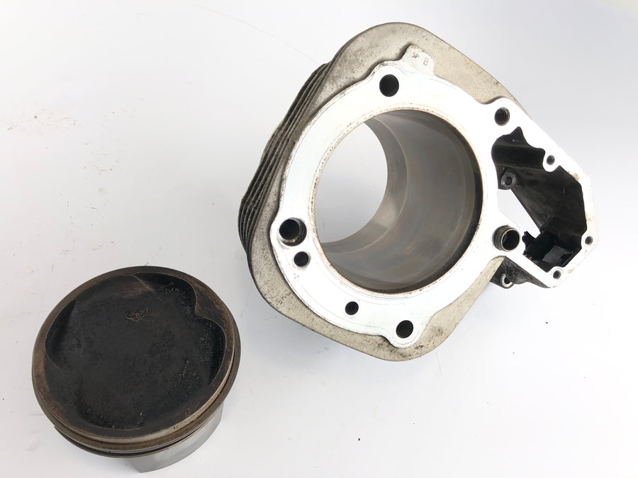 BMW R 1100 GS 259 ​​[1995] - Cylinder with piston