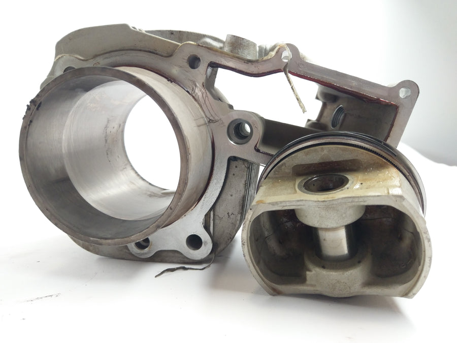 BMW R 850 R 259 [1999] - Cylinder with piston