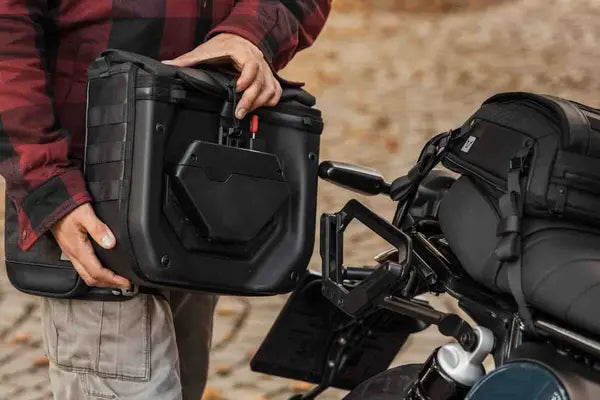 Yamaha Tenere 700 Rally Edition [SW-MOTECH] – V-LOC Legend Gear Seitentasche (11 Liter)