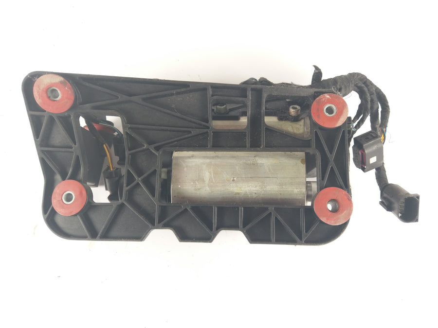 BMW hydraulic block / hydraulic valve / hydraulic unit 6 758 704