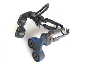 Suzuki DR 750 S SR41B [1988] - Driver footrests right and left