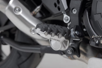 KTM 1390 Super Adventure R [2025-2026] - EVO Fußrasten-Kit – Bild 1