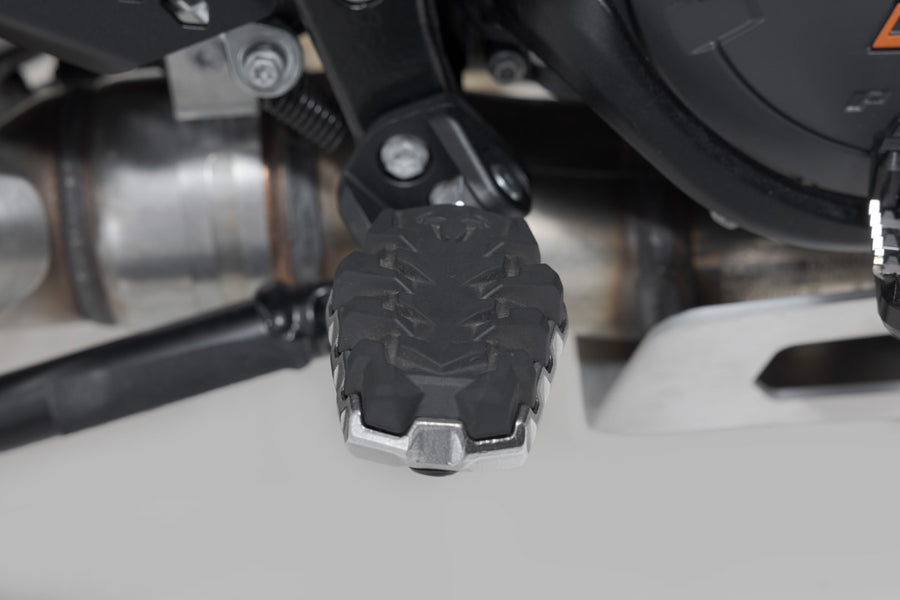 KTM 1390 Super Adventure R [2025-2026] - EVO Fußrasten-Kit – Bild 4