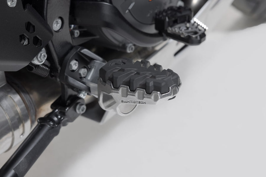 KTM 1390 Super Adventure S [2025-2026] - EVO footrest kit - picture 5
