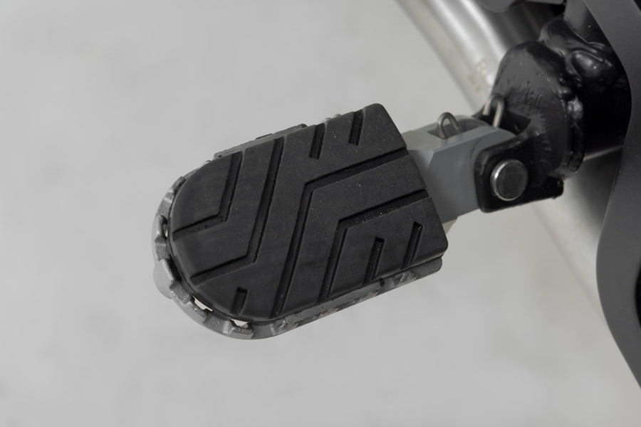 BMW R 1250 RS [2023-2024] - ION footrest kit – picture 3