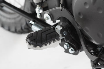 Kawasaki KLR 650 [2004-2023] - ION Fußrasten-Kit – Bild 1