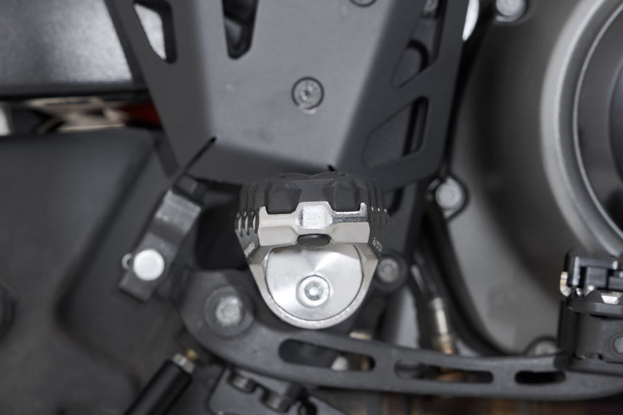 Harley-Davidson RA 1250 SE Pan America CVO [2024] - EVO footrest kit - picture 3
