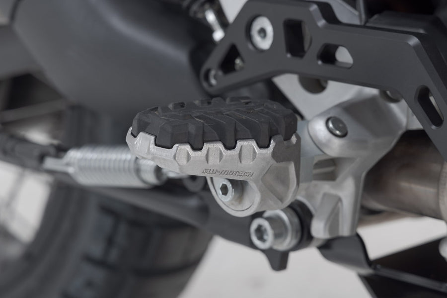 Ducati Desert X 950 [2025] - EVO footrest kit – picture 1
