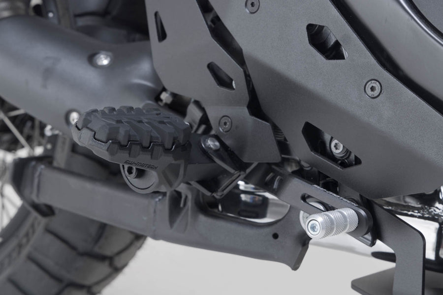 Moto Guzzi V 100 Mandello 1050 [2022-2024] - EVO Fußrasten-Kit – Bild 3