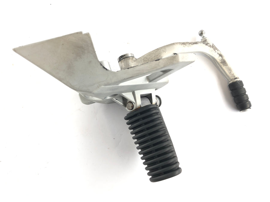 BMW R 1100 R Type 259 [1999] - Driver's footrest left with gearshift pedal