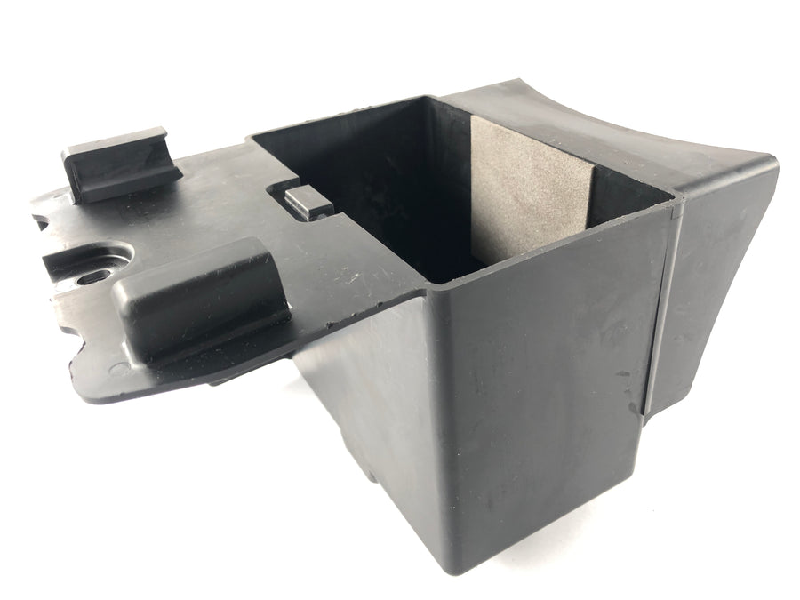 Kawasaki VN 1500 Classic VNT50D [2000] - Battery compartment