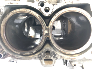 Honda ST 1100 SC26 Pan European [1990] - Engine housing cylinder and piston