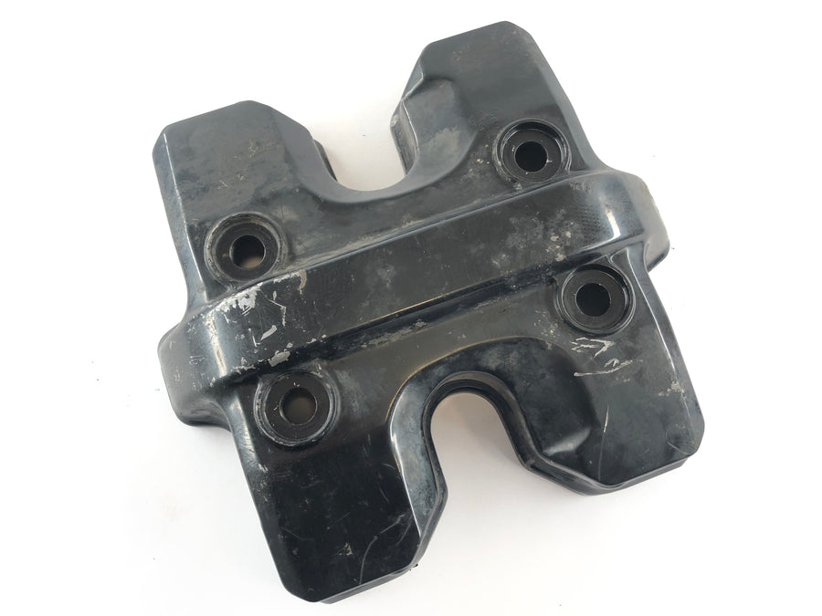 Honda VF 1000 F SC15 [1986] - Valve cover front cylinder