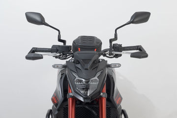 Honda CB 750 Hornet [2023-2024] - lever protector with wind deflector - picture 2