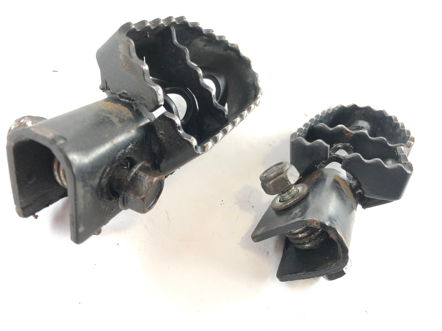 Aprilia SX KX1 125 [2020] - Driver footrests right and left