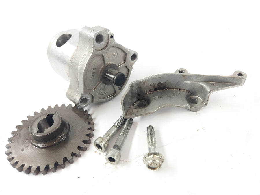 Suzuki GSF 400 GK75B Bandit [1991] - Oil pump