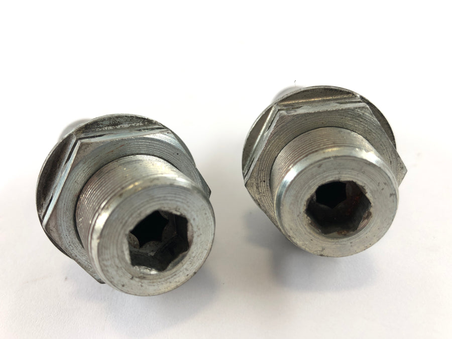 Honda GL 1000 Goldwing GL1 [1977] - Swingarm bolt