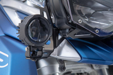 Triumph Tiger 800 XR [2020] - headlight holder - picture 1
