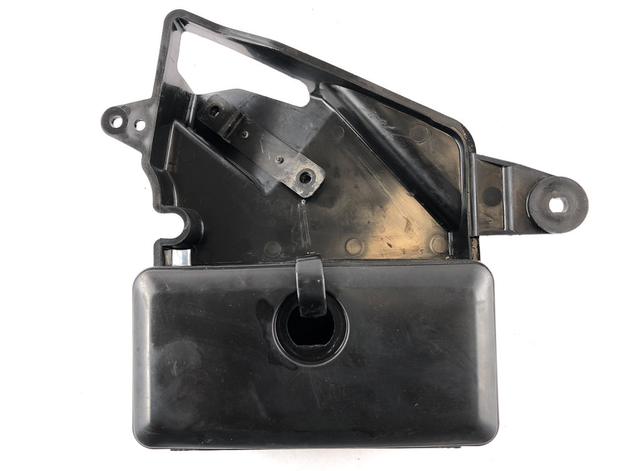 Kawasaki VN 800 Classic [2005] - Storage compartment