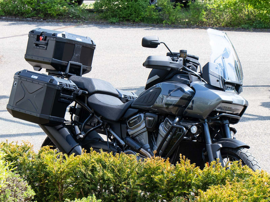 Harley-Davidson Pan America 1250 [2021-2025]-side case carrier cutout