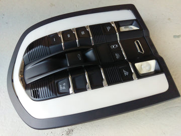 Porsche Panamera Turbo [2010] - Switch roof liner light garage door opener - 0