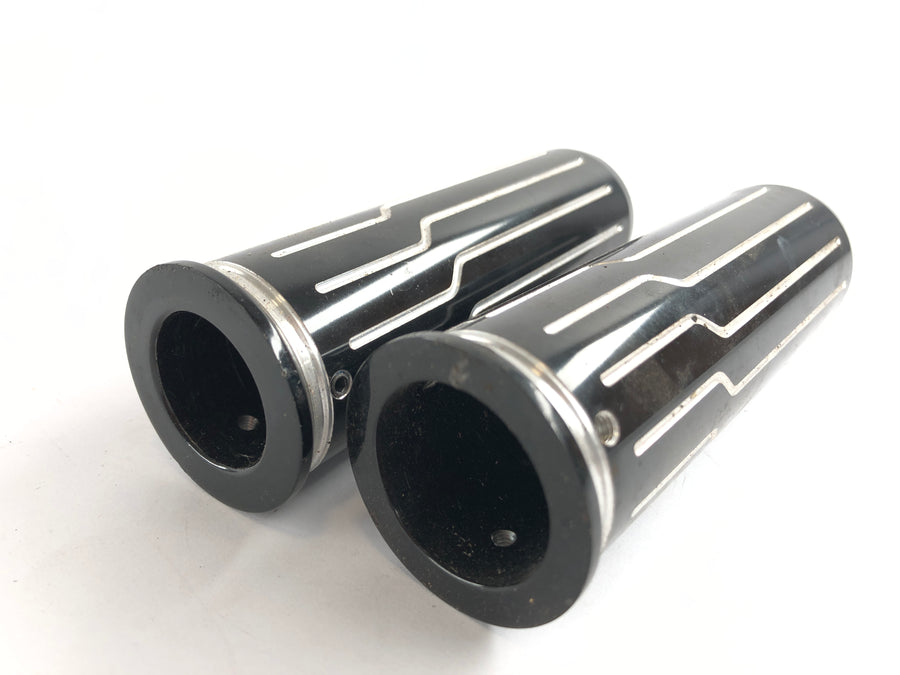 Suzuki VS 1400 VX51L [1992] - Handlebar grips with grub screws