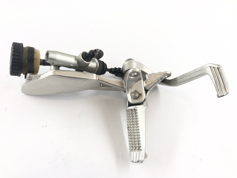 BMW K 1300 R [2010] - Footrest Driver's footrest Right with brake pump and brake pedal