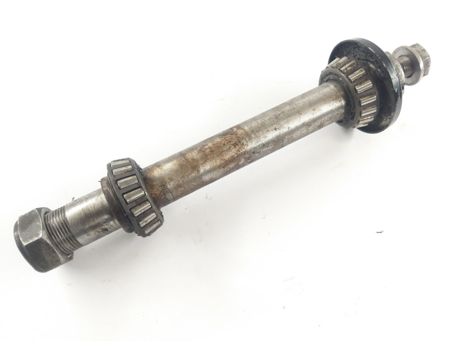 Moto Guzzi V7 Special [1970] - Steering head steering axle