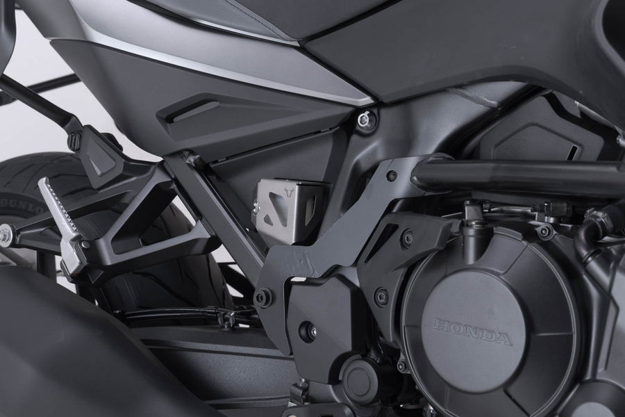 Honda NT 1100 [2022-2025] - Brake fluid reservoir protection - picture 5