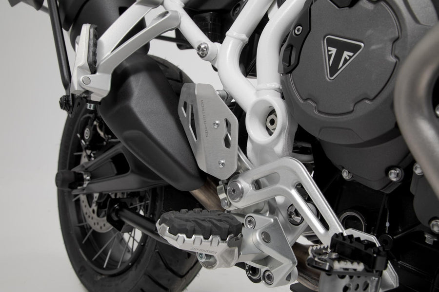 Triumph Tiger 900 [2020-2023] - Brake fluid reservoir protection - picture 2