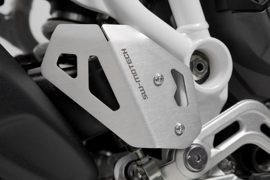 Triumph Tiger 900 [2020-2023] - Brake fluid reservoir protection - picture 4